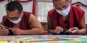 Buddhist monks create mandal
