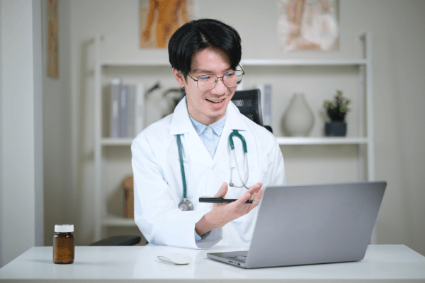Image: Online Chinese Medicine Consultation